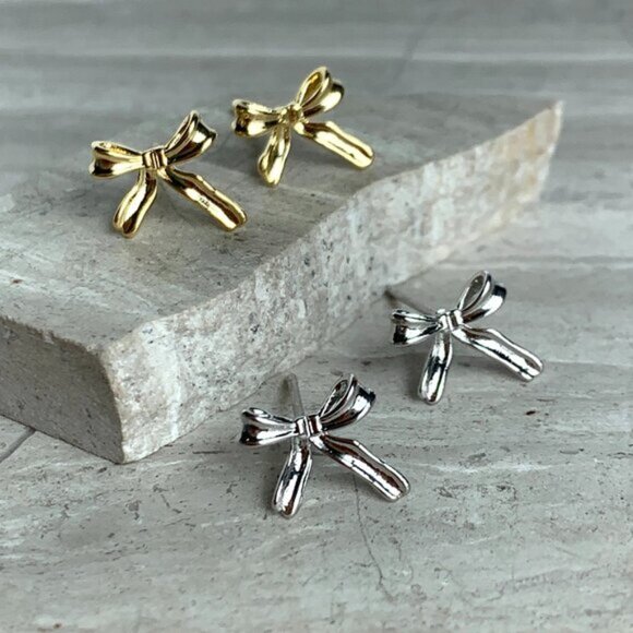 NEW ~ Anthropologie SHASHI Charlotte Mini Bow Stud Gold Earrings - Picture 6 of 7